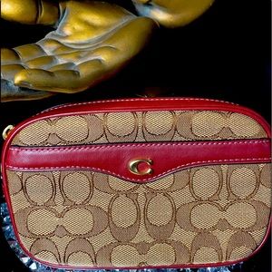 Coach Fanny pack ( Authentic)